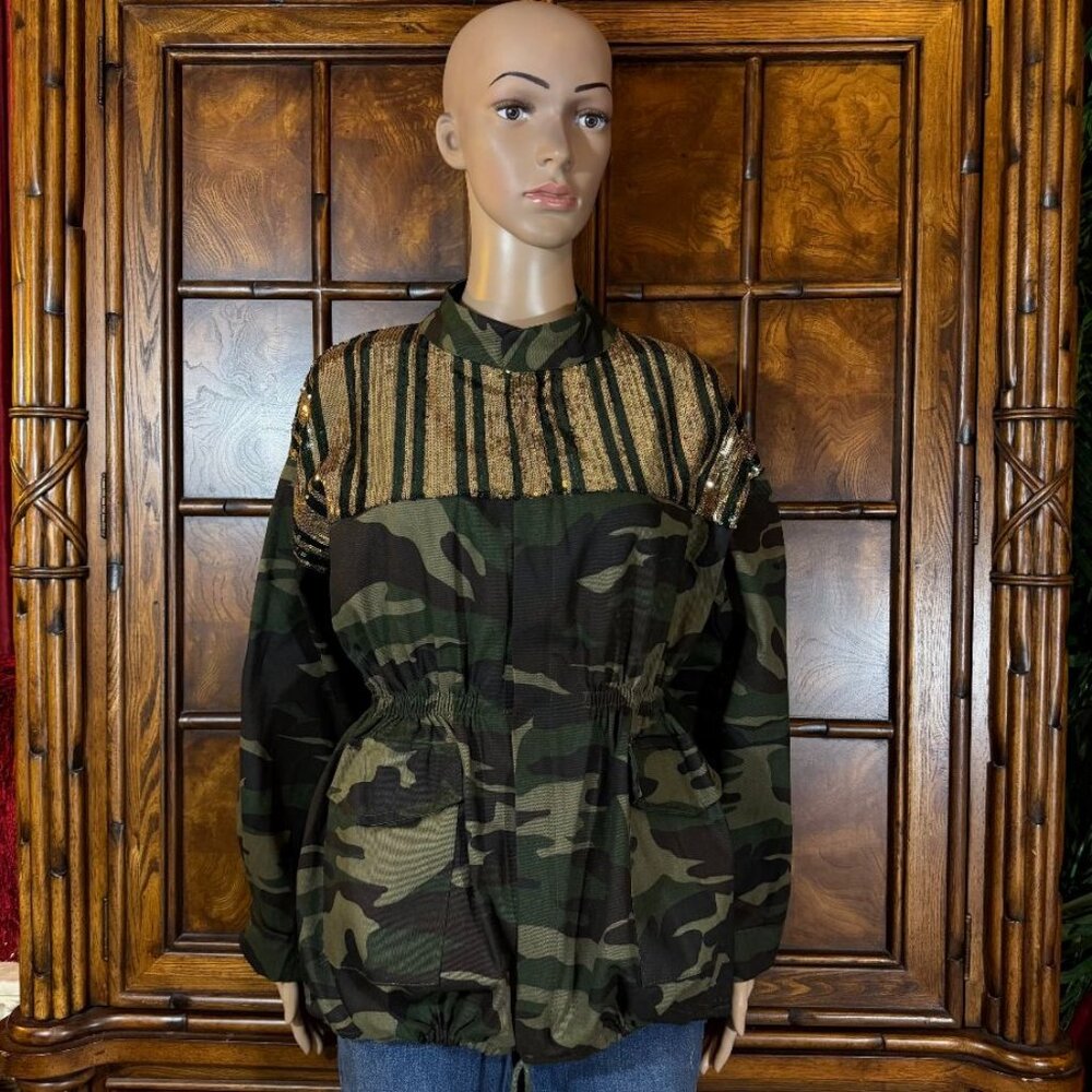 Nwot Camo Stripe Sequin Drawstring Adjustable Bub… - image 4